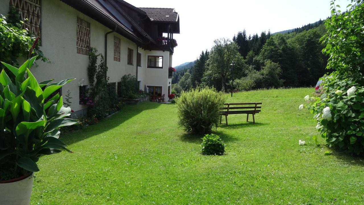 Ferienhaus Enzi Вайсбриах Экстерьер фото